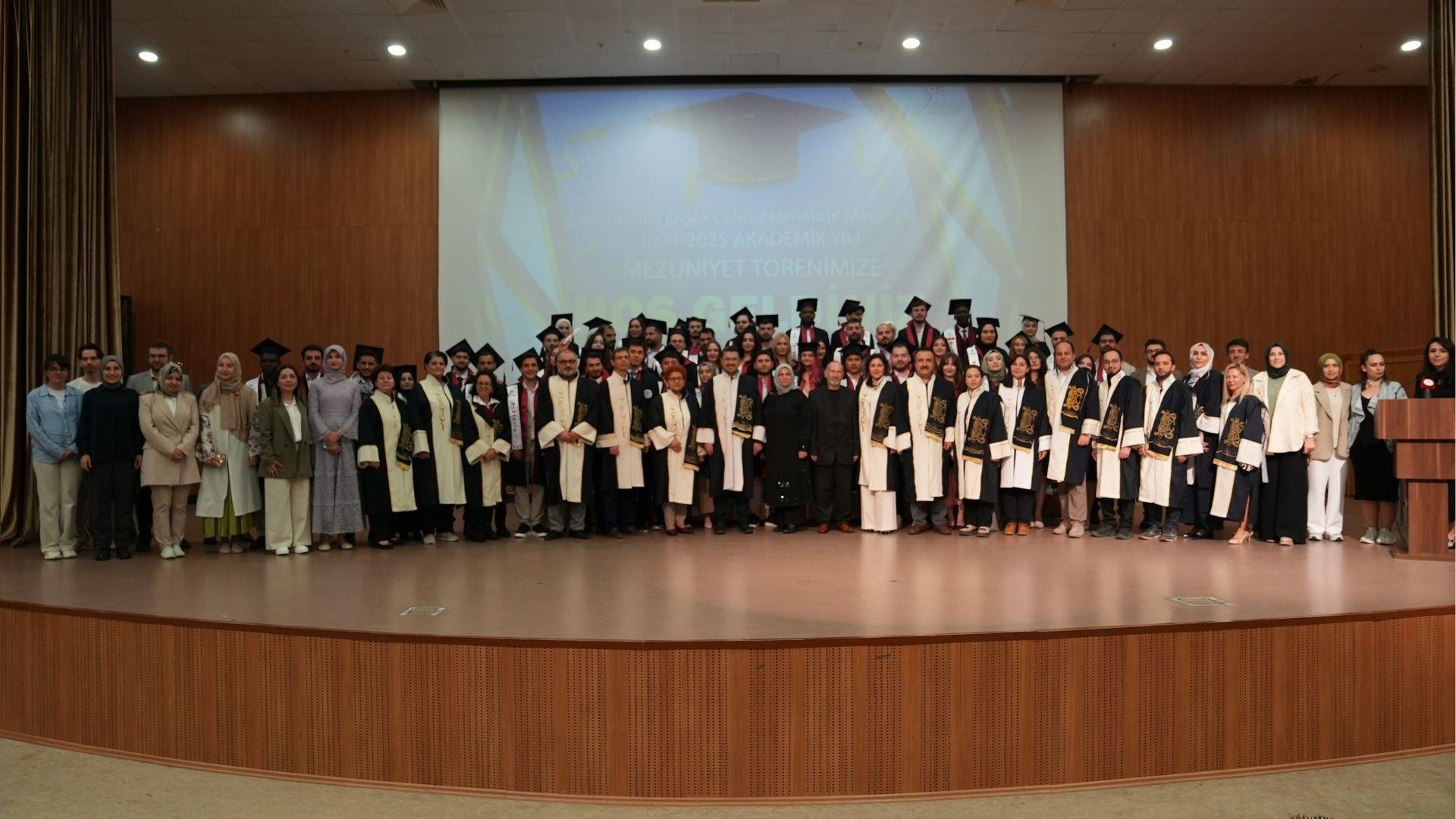 KBÜ Mezuniyet 2025 | Başak Cengiz’in Anısını Yaşatan Fakülteden Yeni Mimarlar Mezun Oldu