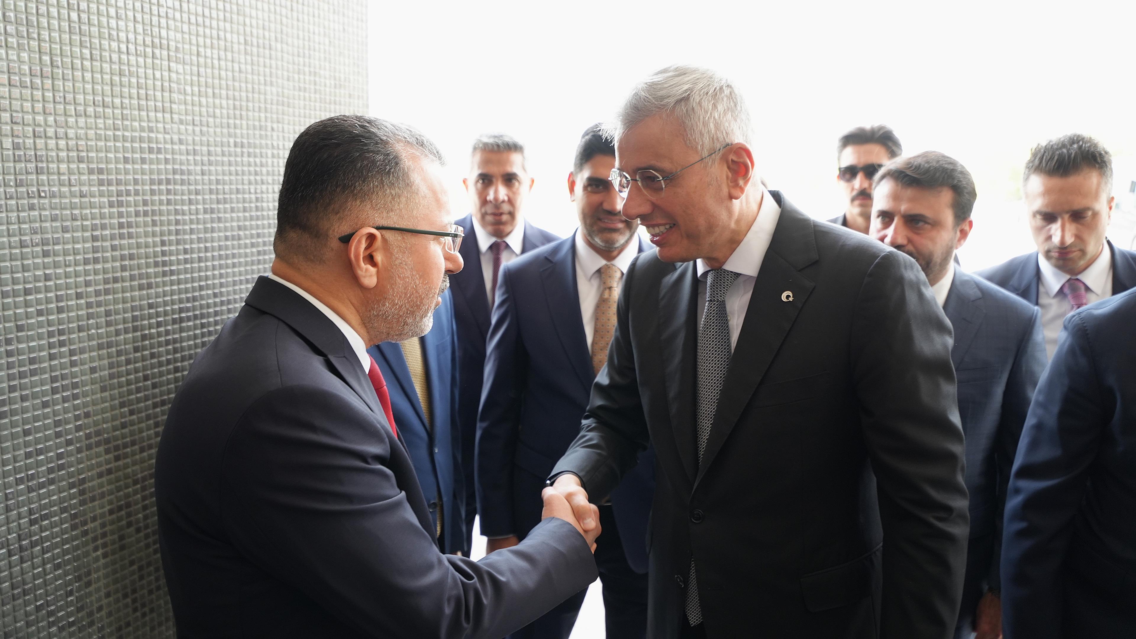KBÜ Rektörü Prof. Dr. Fatih Kırışık Sağlık Bakanı Prof. Dr. Kemal Memişoğlu İle Görüştü