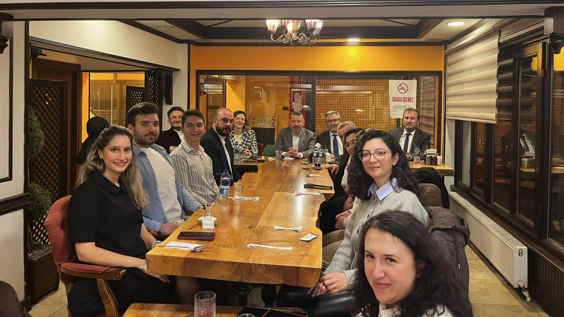 Rektör Kırışık, Diş Hekimliği Fakültesinin Yeni Akademisyenleriyle Buluştu