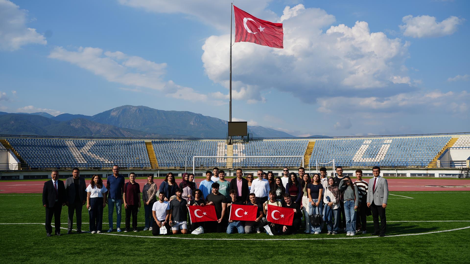 Karabük Üniversitesinde Yeni Dönem, Rektör Kırışık ve Öğrencilerin Buluşmasıyla Başladı