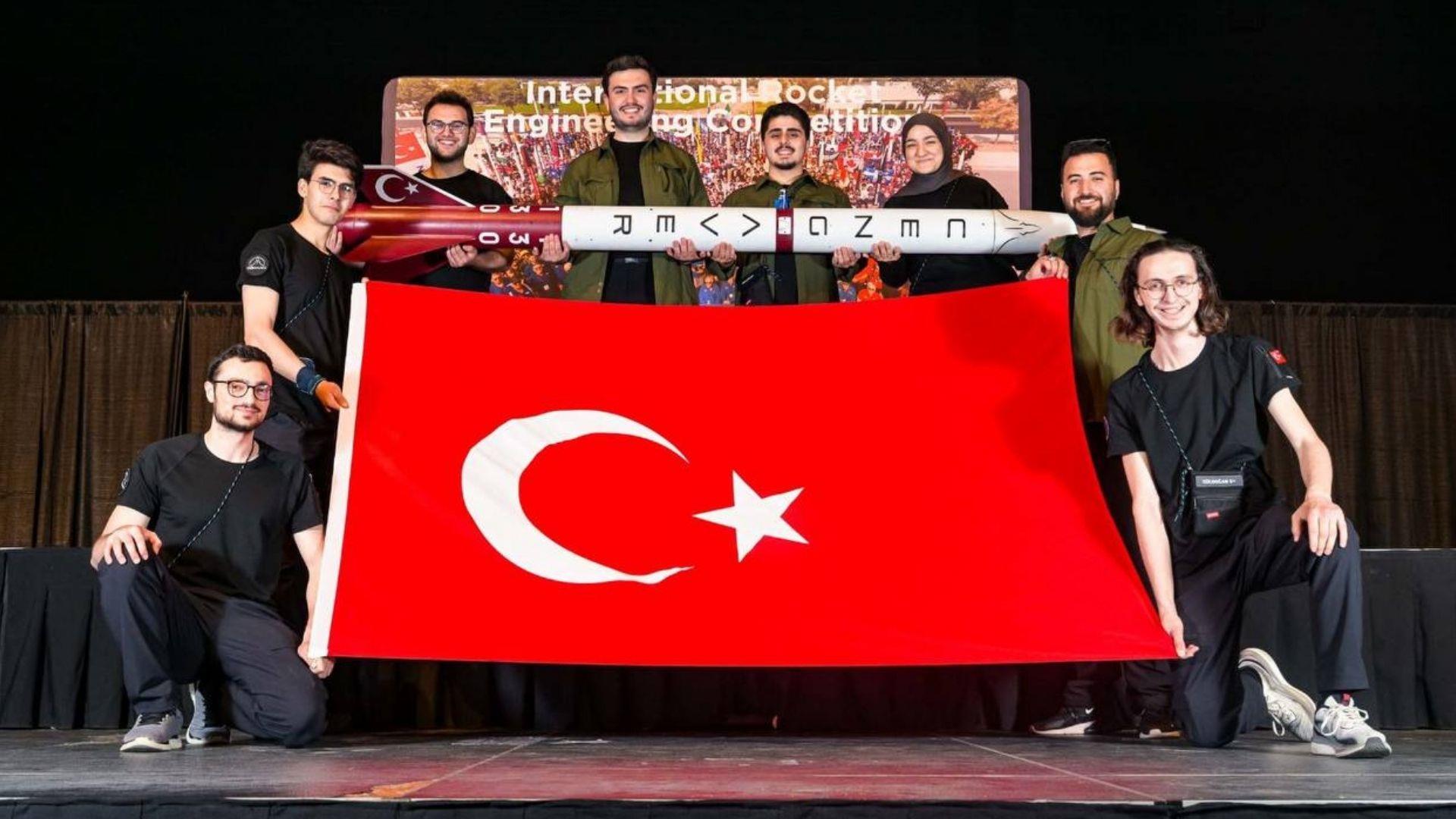 KBÜ'lü Öğrencinin Danışmanlığındaki Roket Takımı ABD’de Üçüncülük Elde Etti