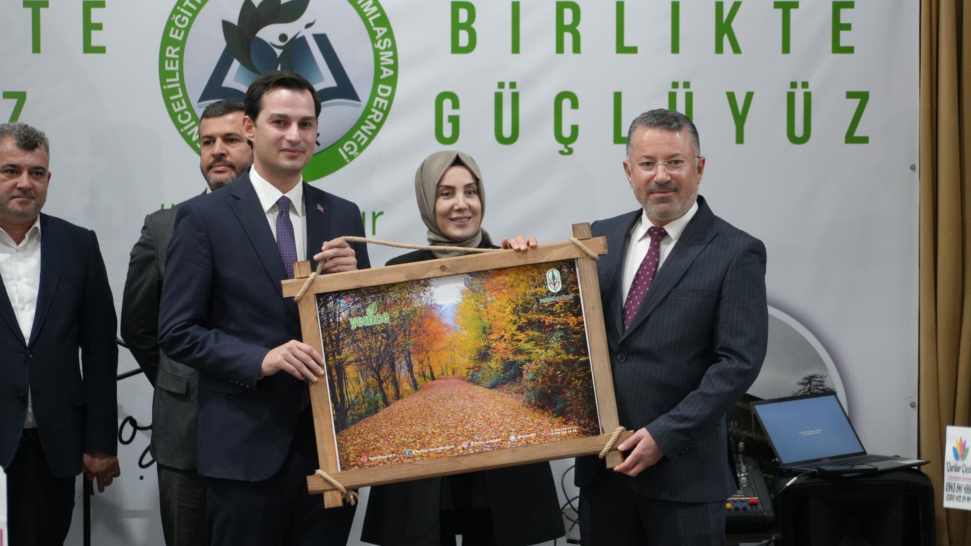 Rektör Kırışık, “Birlikte Varız, Birlikte Güçlüyüz” Gecesinde Yenicelilerle Buluştu
