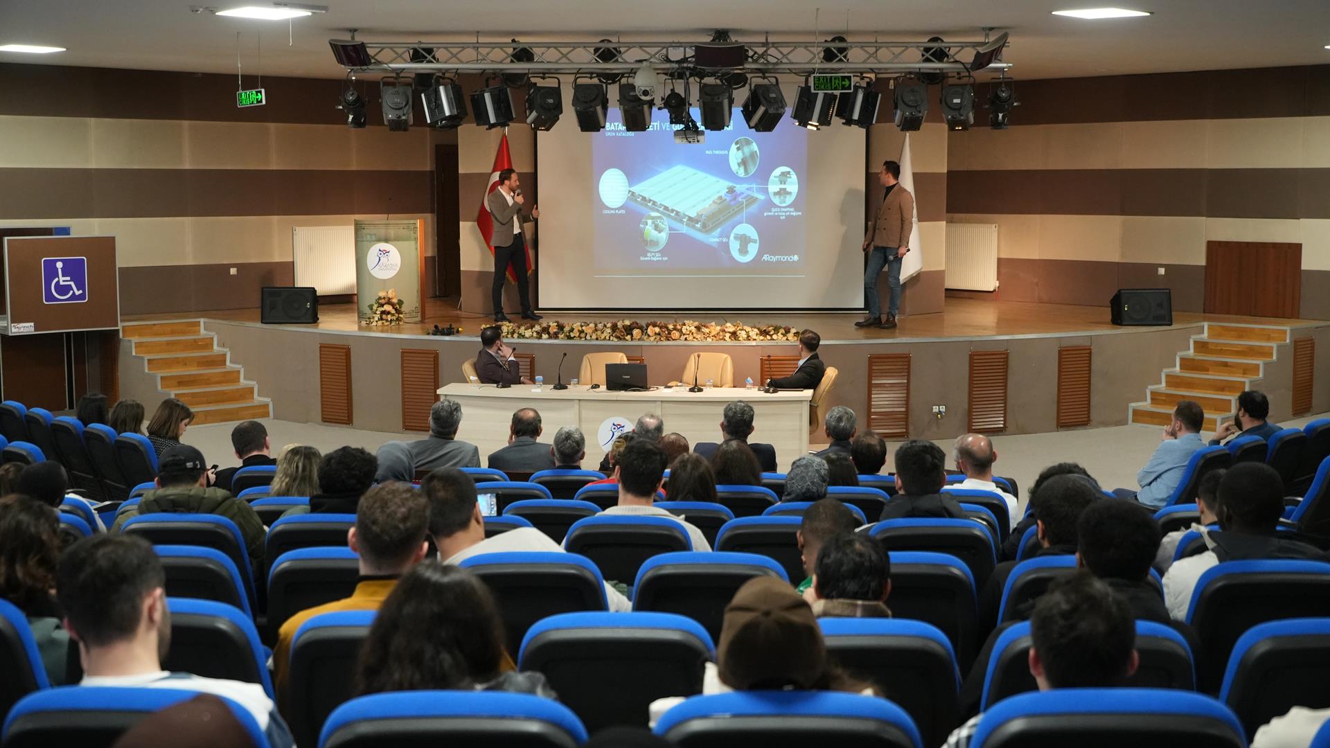 Karabük Üniversitesinde “Nasıl Başardım?” Etkinliği: Başarılı Mezunlar Deneyimlerini Paylaştı